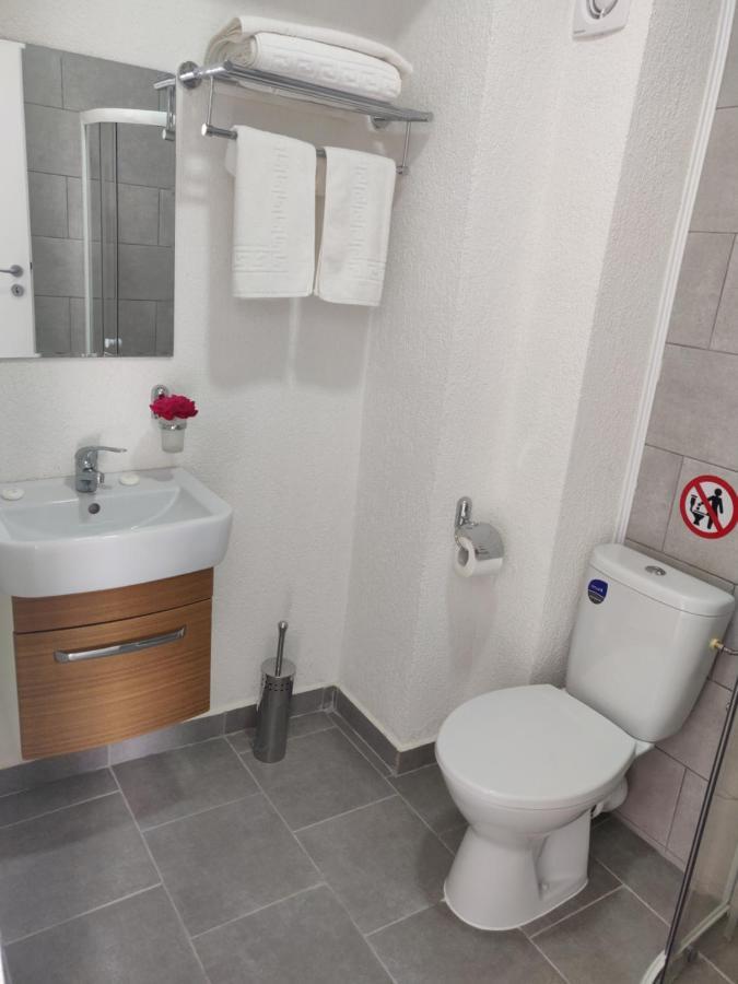 Enki Hotel Западен Ефорие Екстериор снимка